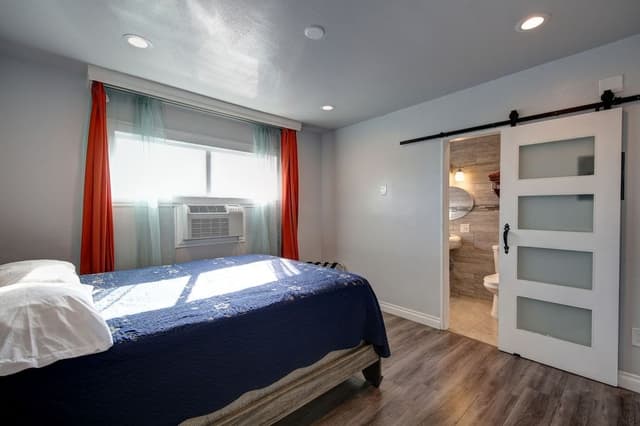 Room, 1 Queen Bed
