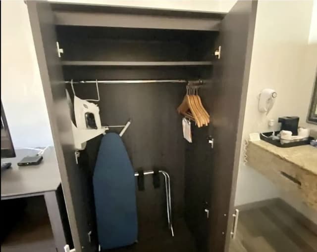 Basic Room