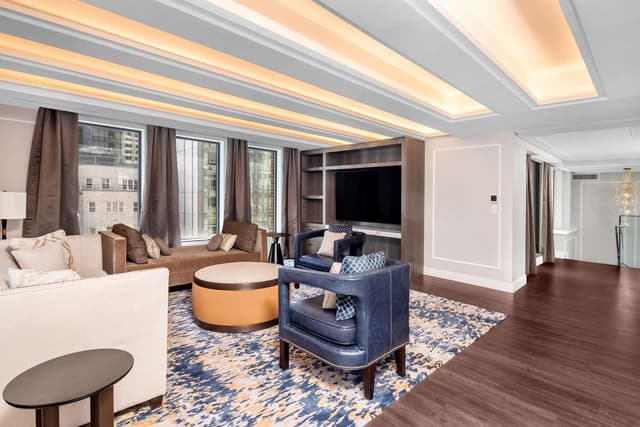 1 BEDROOM 1 KING PENTHOUSE SUITE - DUPLEX