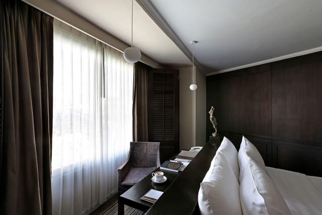 Suite Single, 1 King Bed, Jetted Tub