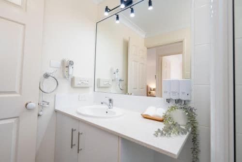 Standard Queen or Twin Room