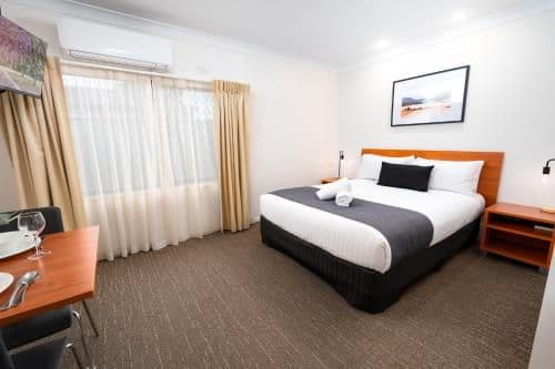 Executive Queen Room