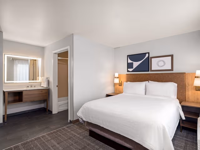 Suite, 1 Bedroom, Kitchen