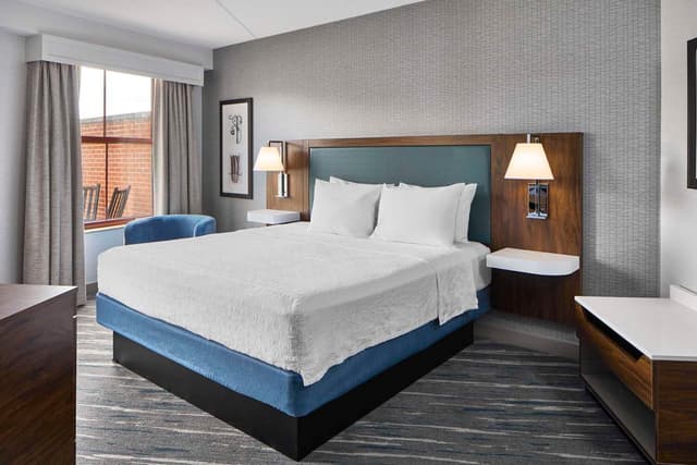 KING DELUXE SUITE WITH SOFABED AND BALCONY