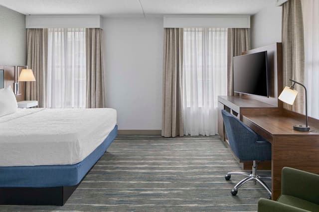 KING BEDROOM STE MOBILITY ACCESSIBLE BALCONY