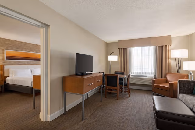 Suite, 1 King Bed
