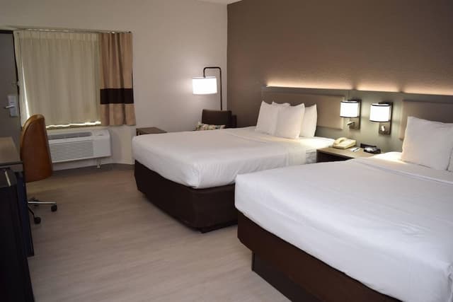 Standard Room, 2 Queen Beds, Accessible, Non Smoking