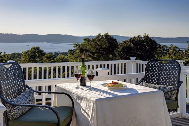 King Mansion Sun Deck, 1 Queen Bed