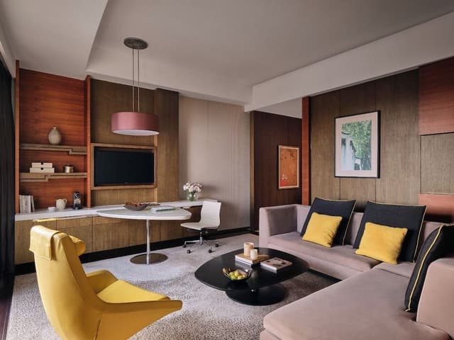 Club Executive Suite