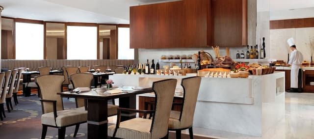 Club Junior Suite