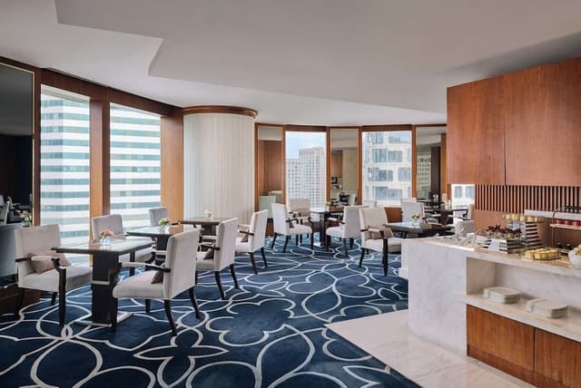 Club Junior Suite