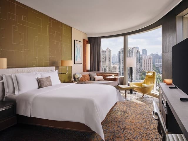 Club Junior Suite