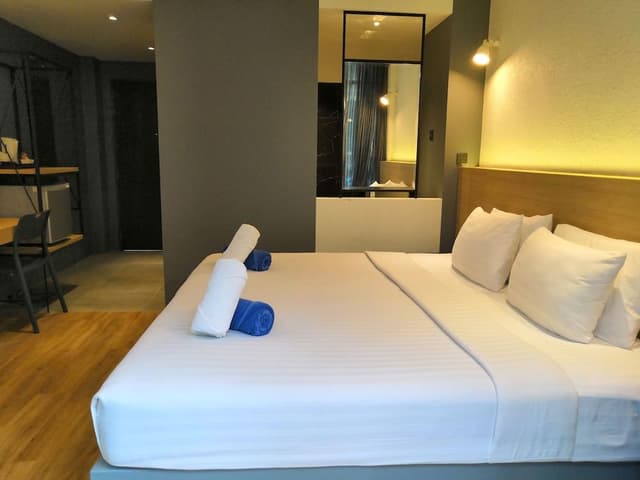 Grand Superior Room