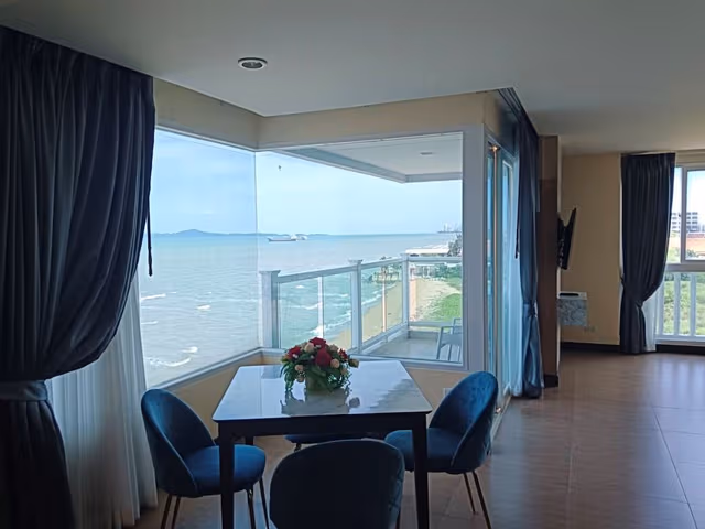 Executive Beach Front Ocean View