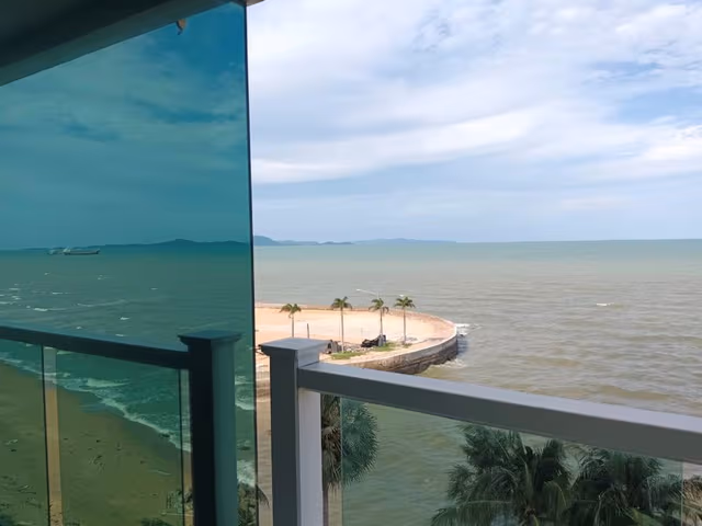 Executive Beach Front Ocean View