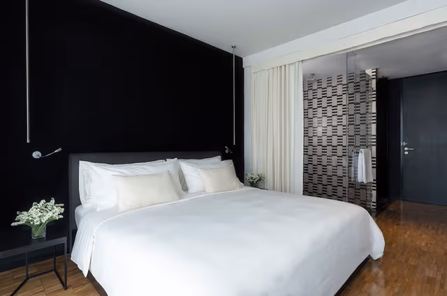 Standard Room, 1 King Bed