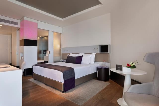 Bellavista Room