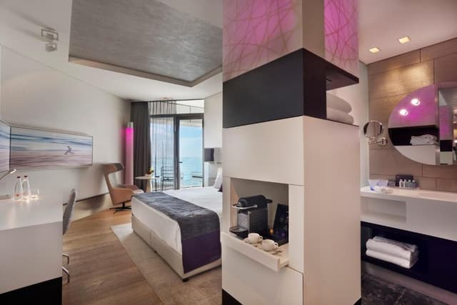 Executive Room