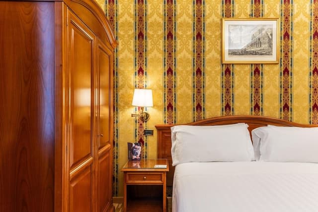 Standard Room, 1 King Bed, Non Smoking