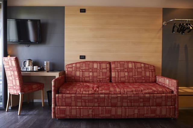 Superior Triple/Quadruple room with lake view balcony