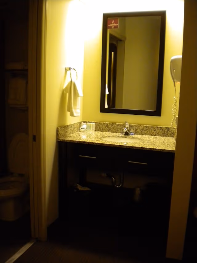 Room, 1 Queen Bed, Accessible