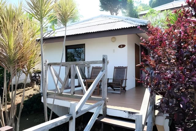 Superior Bungalow Twin