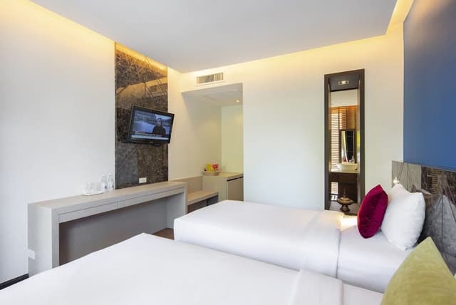Deluxe Twin Room