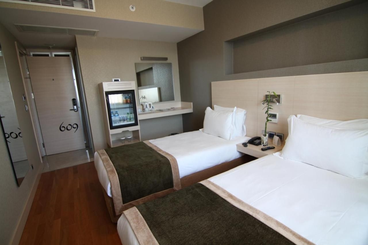 Hotel Troya4