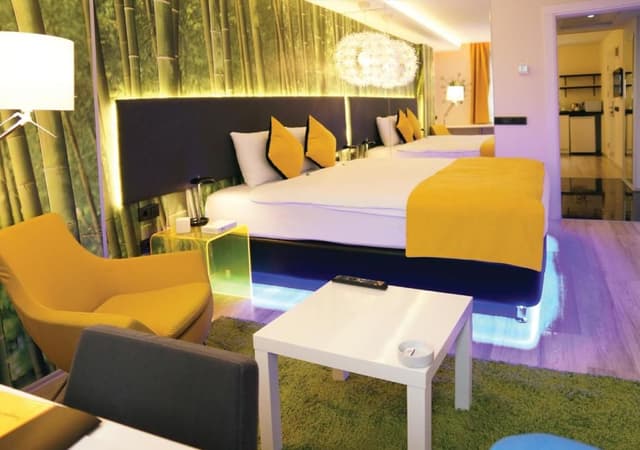 Connecting Suite