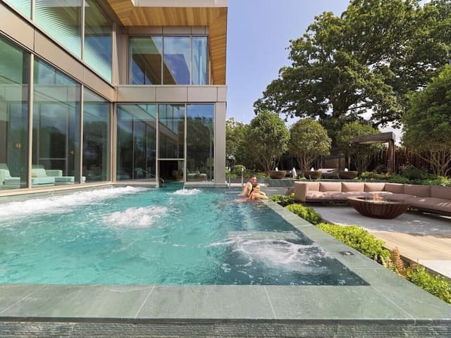 Mews Studio with access to The Club at Cottonmill Spa