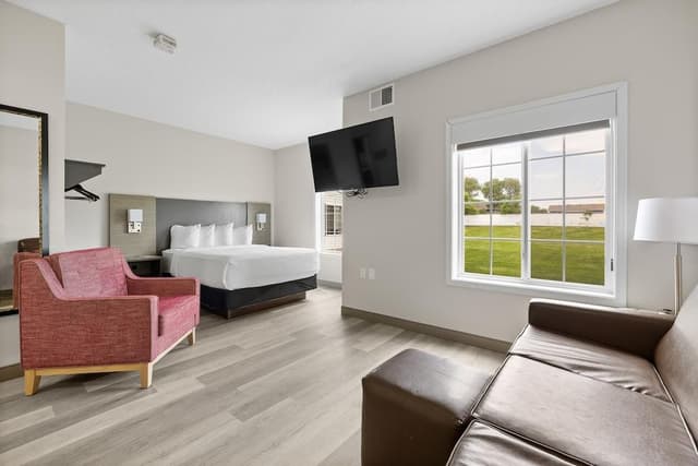 Studio, 1 Queen Bed, Accessible