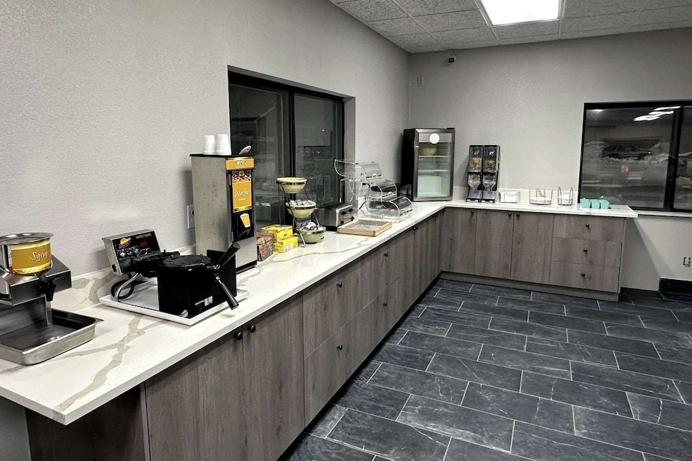 Quality Suites4