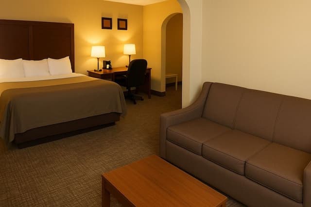 suite with sofa bed