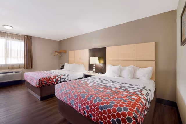 Standard Room, 2 Queen Beds, Non Smoking