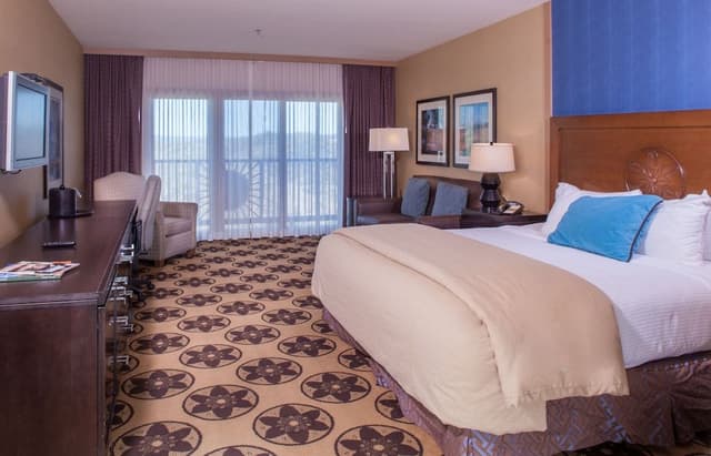 Deluxe Room, 1 King Bed