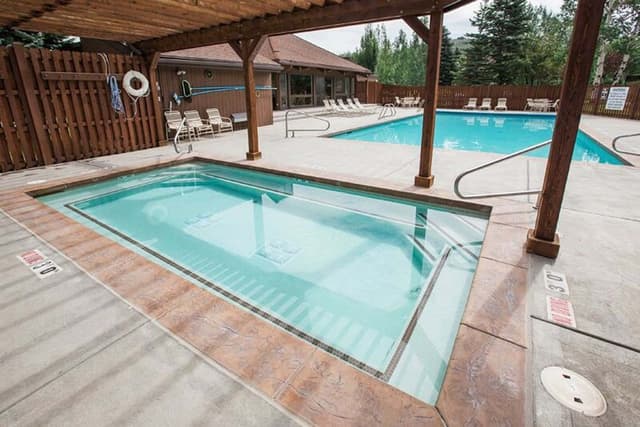 Condo, 2 Bedrooms
