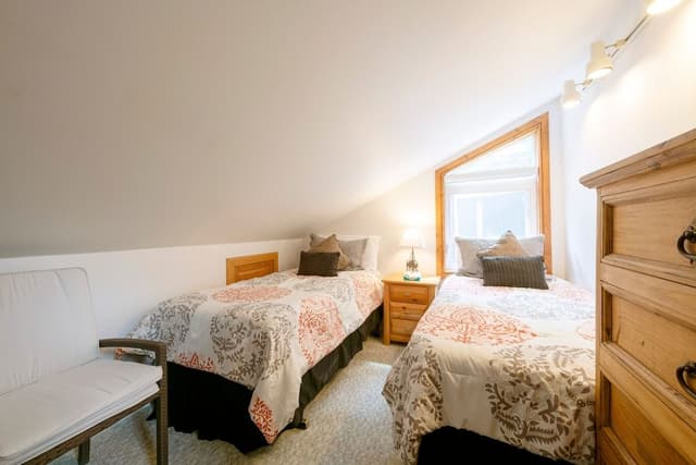 Condo, 3 Bedrooms