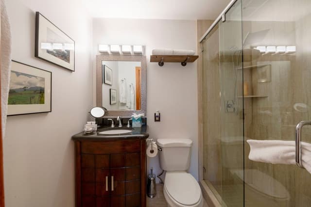 Condo, 3 Bedrooms