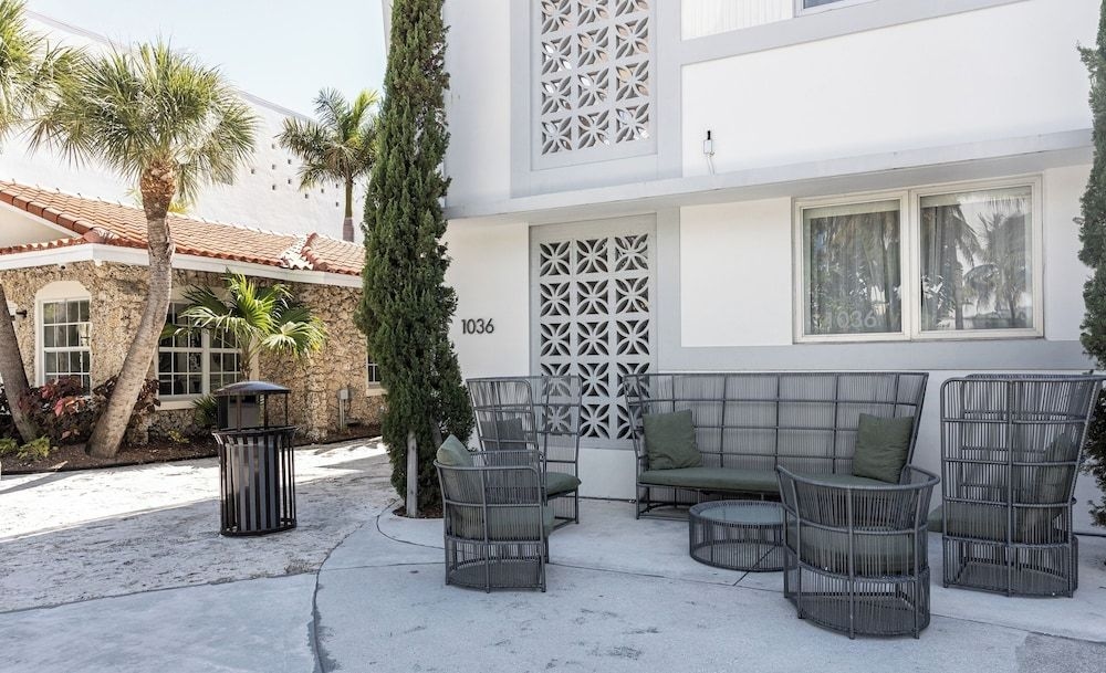 The Garden Hotel South Beach4