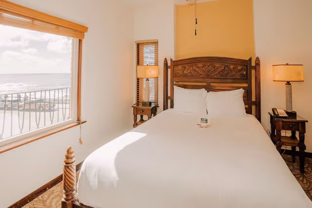 Deluxe Room, Multiple Beds, Ocean View