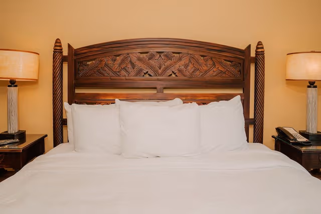 Deluxe Room, Multiple Beds, Ocean View