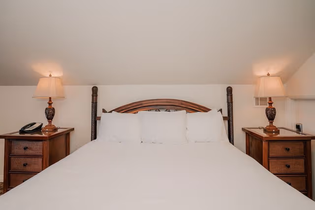 Deluxe Room, Multiple Beds