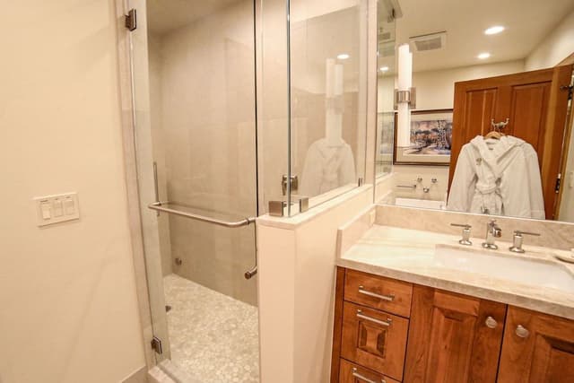 Luxury Suite, 4 Bedrooms, Hot Tub (Premium)