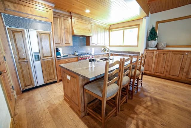 Luxury Suite, 4 Bedrooms, Hot Tub (Premium)