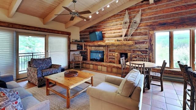Deluxe Two Bedroom plus Loft ~ A3E