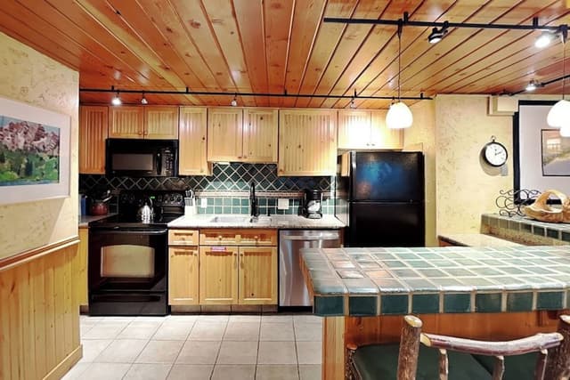 Deluxe Two Bedroom plus Loft ~ A3H