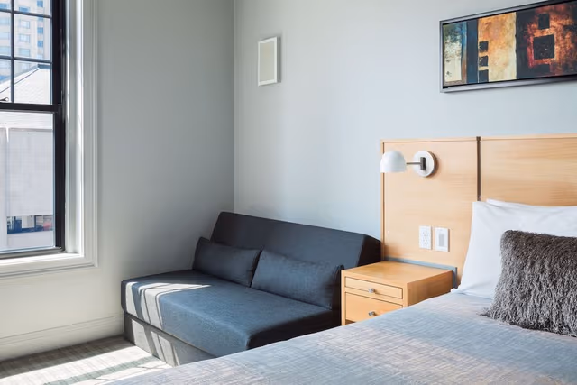 Traditional Room, 1 Queen Bed