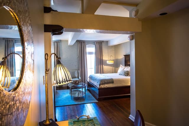 Suite, 1 King Bed (Street View) - Stair Access Only