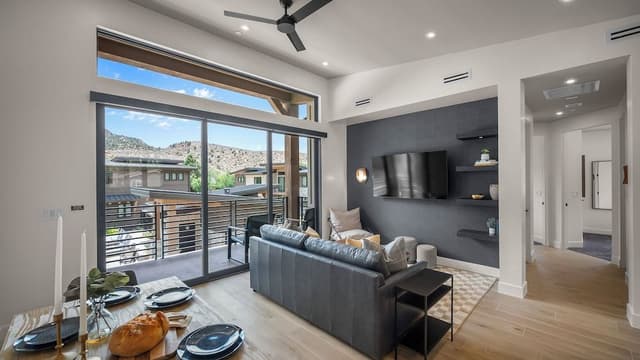 Luxury Villa, 2 Bedrooms, Kitchen, Mountain View