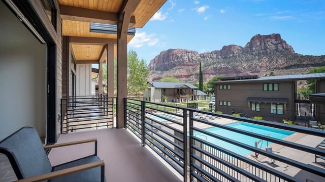 Luxury Villa, 2 Bedrooms, Kitchen, Mountain View